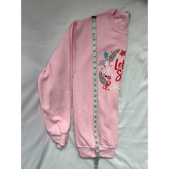 Jerzees Let It Snow Pink Christmas Sweater Crewneck Size S Barbiecore Holidays - Picture 8 of 8